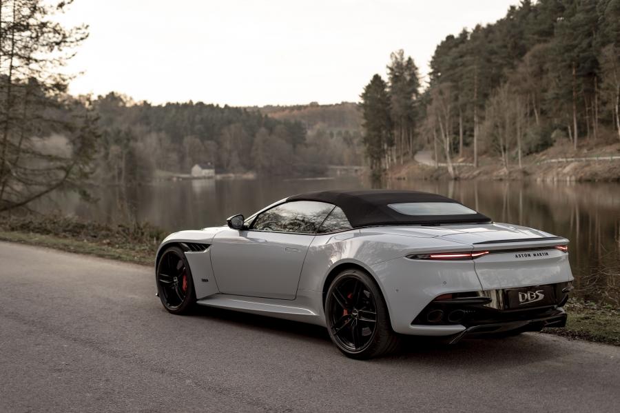  Aston Martin DBS Superleggera Volante 2019 года  (WW) (фото 6 из 41)
